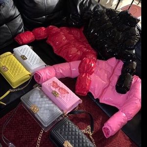 Bubble coats , Purses